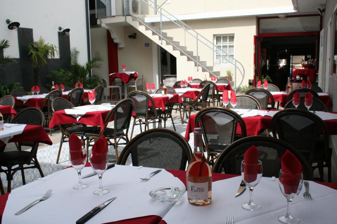 Hotel Les Italiens Biscarrosse Exterior foto